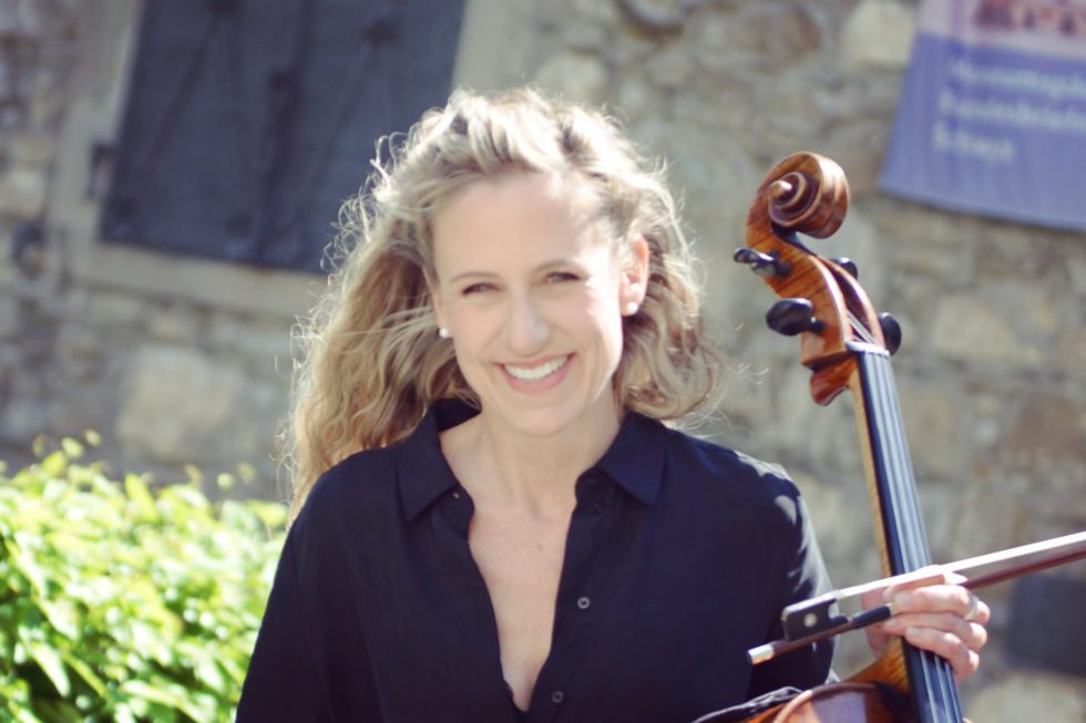 Ellen Cameron Principal Cellist Zürich Symphony Tonhalle